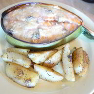 Рецепт Стейков из лосося с голубым сыром