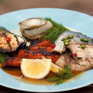 Рецепт Стейков из толстолобика с овощами гриль