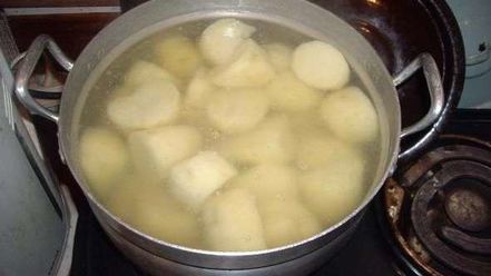 Рецепт стейков на решетке и картошка-трясучка