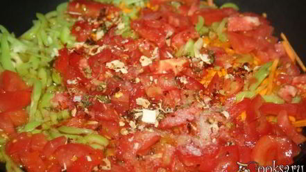 Рецепт фаршированных перцев и тефтели со свининой, курицей и кабачком