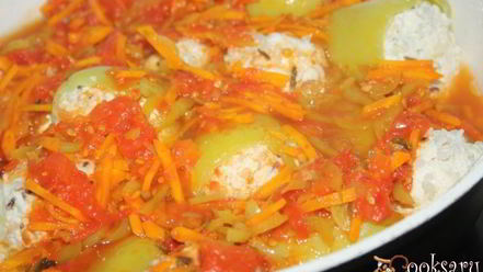 Рецепт фаршированных перцев и тефтели со свининой, курицей и кабачком