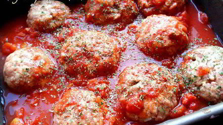 Рецепт говяжьих тефтелей с фасолью и моцареллой