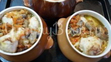 Рецепт куриных тефтелей в горшочках