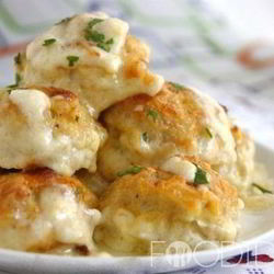 Рецепт Куриных тефтелей в сливочном соусе