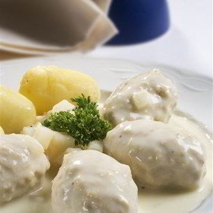 Рецепт Мясных тефтелей с рисом и белым соусом