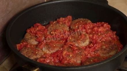 Рецепт постных гречневых тефтелей в томатном соусе