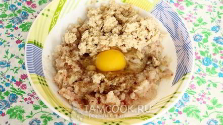 Рецепт рыбных тефтелей в сметанном соусе