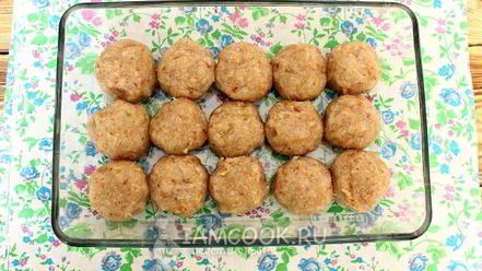 Рецепт рыбных тефтелей в сметанном соусе