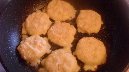 Рецепт рыбных тефтелек с морковкой