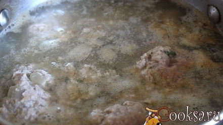 Рецепт тефтелей-ежиков из семги в сметанном соусе