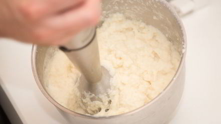 Рецепт тефтелей из утки с пюре из корня сельдерея и яблочным соусом