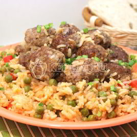 Рецепт Тефтелей с рисом и овощами