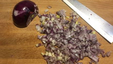 Рецепт тефтелей в сметанном соусе