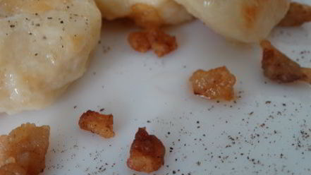 Рецепт ленивых вареников из картошки со шкварками