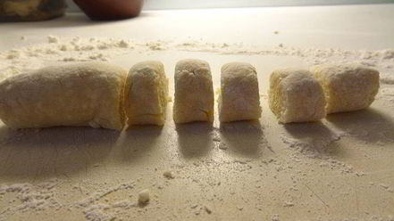 Рецепт ленивых вареников с ягодным соусом кули