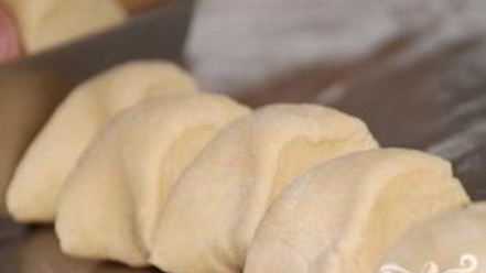 Рецепт паровых творожных вареников с клубникой