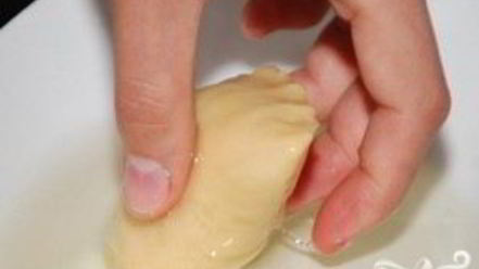 Рецепт паровых творожных вареников с клубникой