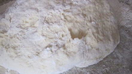 Рецепт паровых вареников с вишней и клубникой