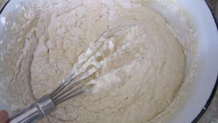 Рецепт паровых вареников с вишней и клубникой