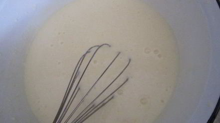 Рецепт паровых вареников с вишней и клубникой