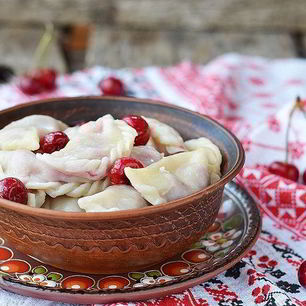 Рецепт Вареников с черешней