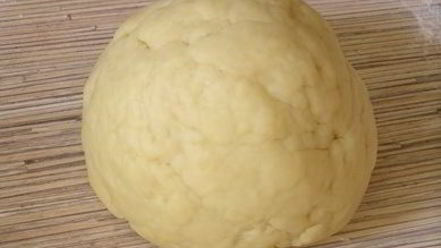 Рецепт вареников с черникой и соусом под шафе