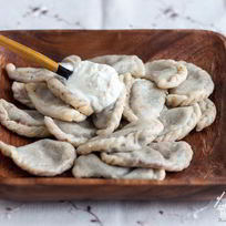 Вареники с черносливом и творогом