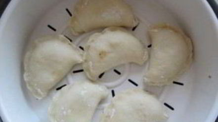 Рецепт вареников с капустой на пару