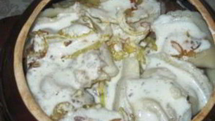 Рецепт вареников с картошкой в горшочках