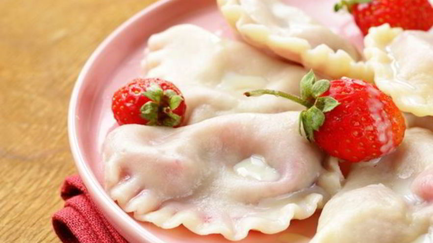 Рецепт вареников с клубникой