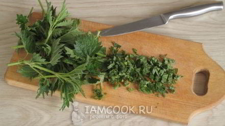 Рецепт вареников с крапивой, творогом и сыром