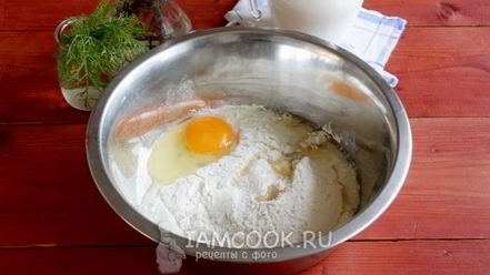 Рецепт вареников с квашеной капустой и салом