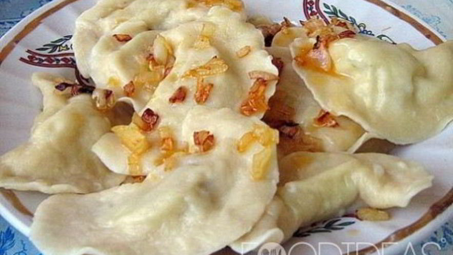Рецепт вареников с сырой картошкой и салом