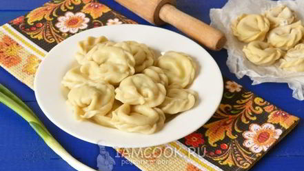 Рецепт вареников с сырой картошкой и сыром