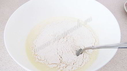 Рецепт вареников с творогом на кефире