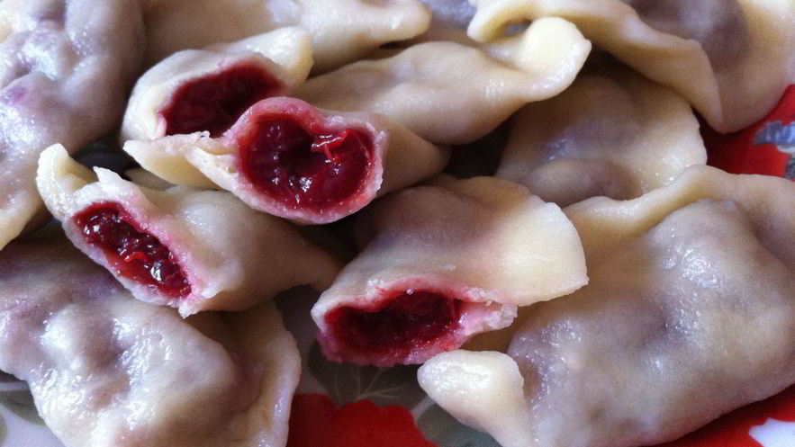 Рецепт вареников с вишней на основе заварного теста