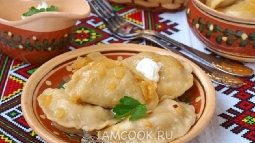 Рецепт вареников с жареной капустой