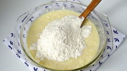 Рецепт вареников творожных с ванильно-тимьяновым соусом