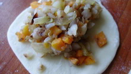 Рецепт вкусных вареников с гречкой и овощами