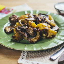 Рецепт Сочного жаркого с грибами и картофелем