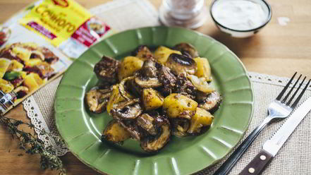 Рецепт сочного жаркого с грибами и картофелем