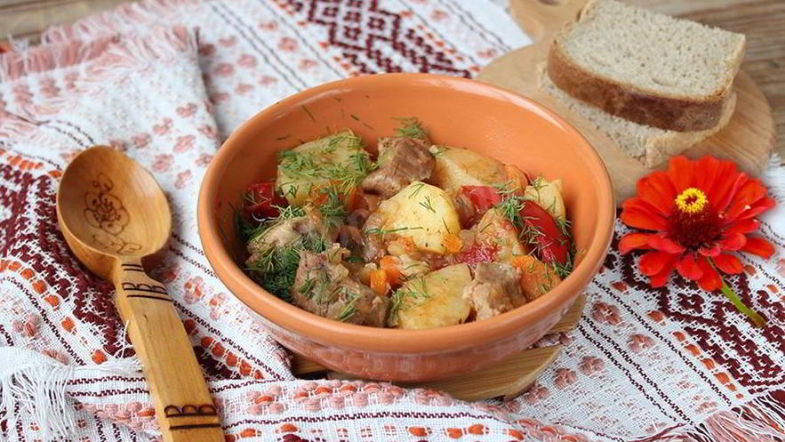 Рецепт жаркого из говядины в мультиварке