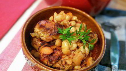 Рецепт жаркого из курицы с фасолью