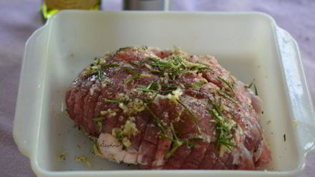 Рецепт жаркого из свинины с чесноком и розмарином