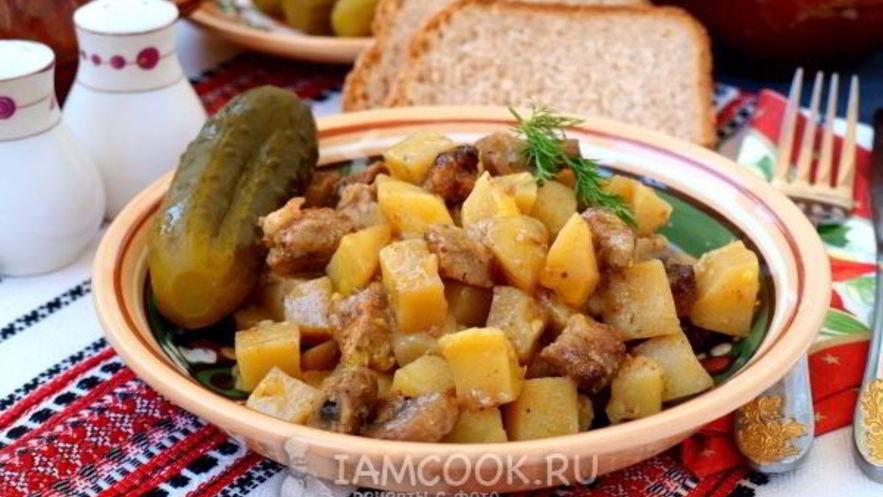 Рецепт жаркого из свинины в горшочках