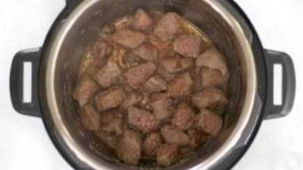Рецепт жаркого с говядиной в мультиварке