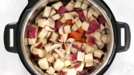 Рецепт жаркого с говядиной в мультиварке