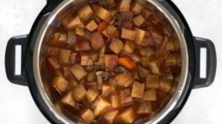 Рецепт жаркого с говядиной в мультиварке