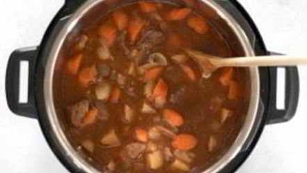 Рецепт жаркого с говядиной в мультиварке