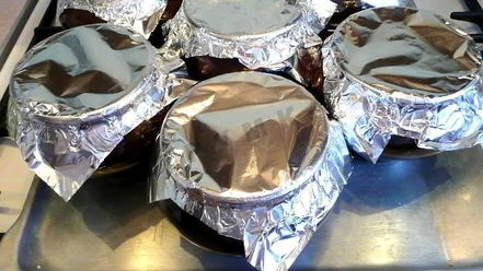 Рецепт жаркого с грибами и картошкой в горшочках